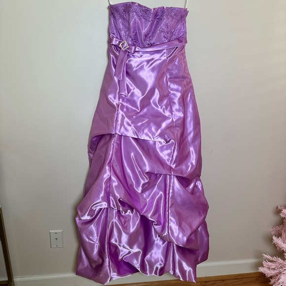 Jessica McClintock for Gunne Sax Lavender Strapless Satin Dress - Picture 1 of 4